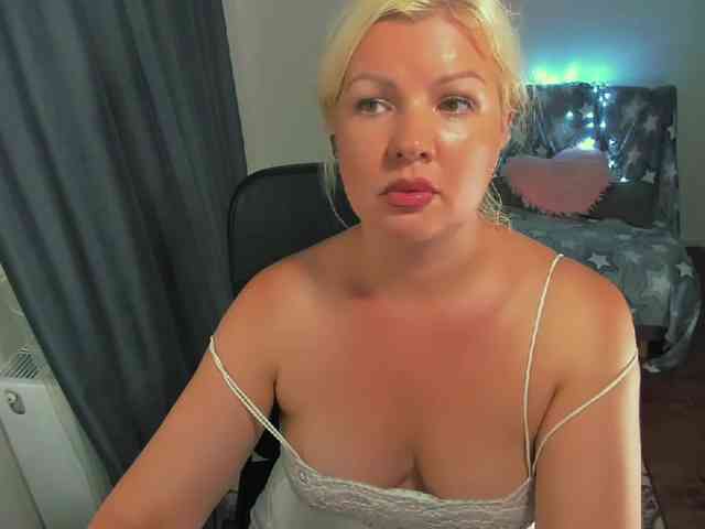 AngelaAngela webcam