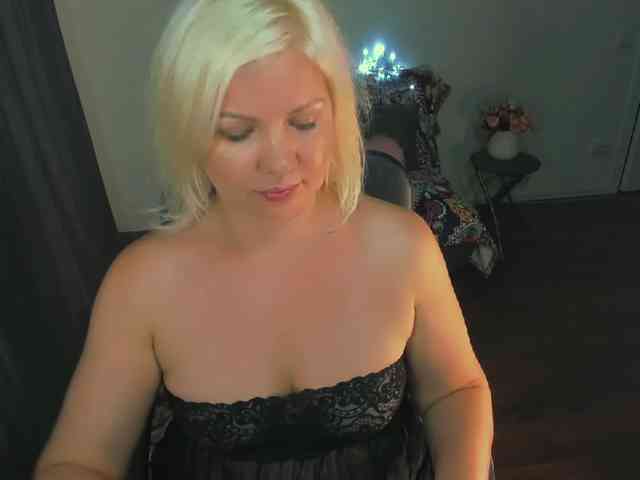AngelaAngela webcam