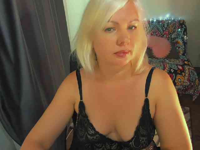 AngelaAngela webcam