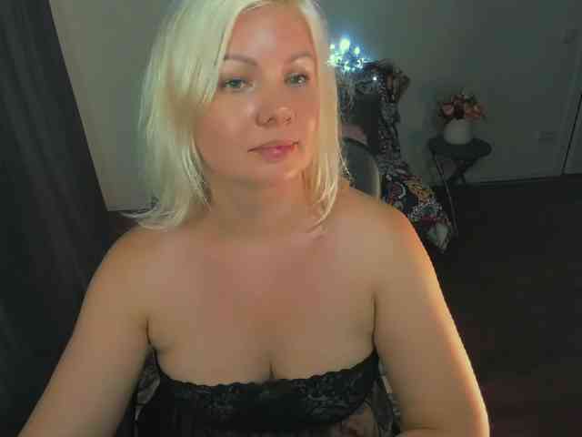 AngelaAngela webcam