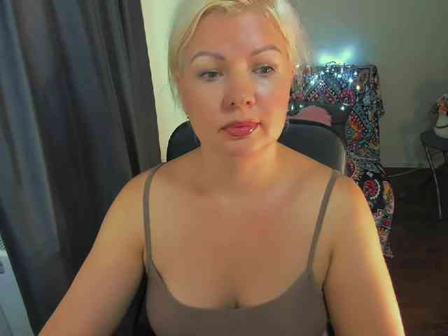 AngelaAngela webcam