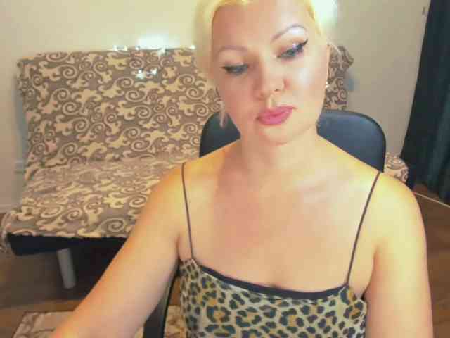 AngelaAngela webcam