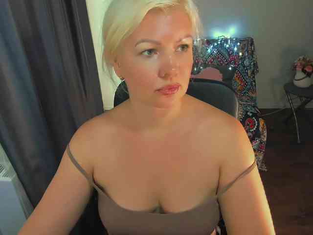 AngelaAngela webcam