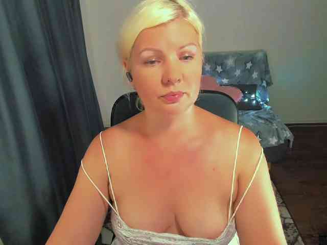AngelaAngela webcam
