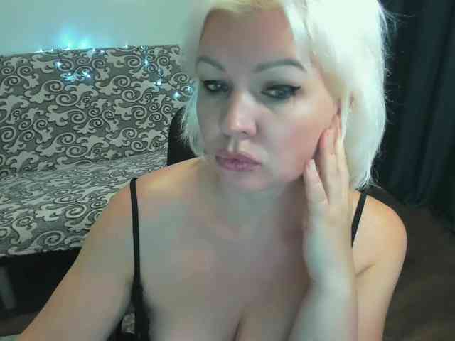 AngelaAngela webcam