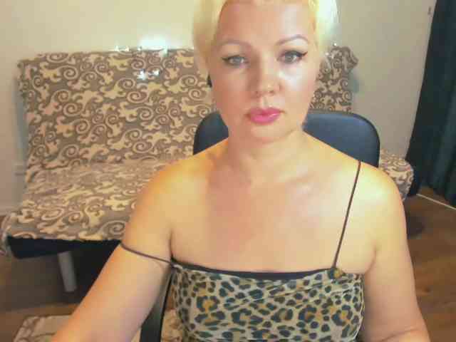 AngelaAngela webcam