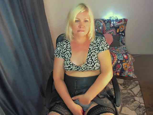 AngelaAngela webcam