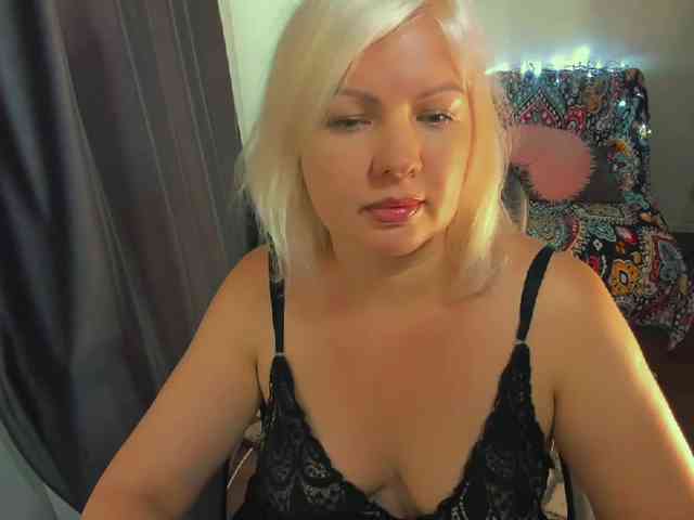 AngelaAngela webcam