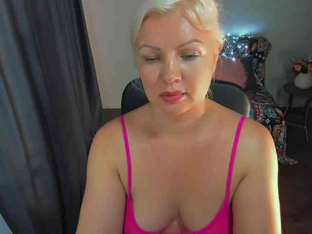 AngelaAngela webcam