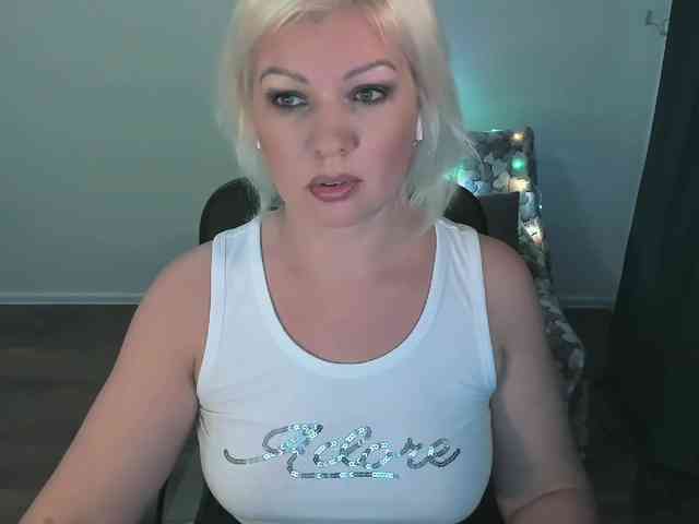 AngelaAngela webcam