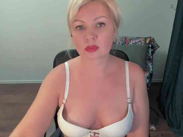 AngelaAngela webcam
