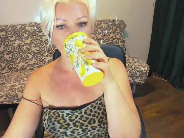 AngelaAngela webcam