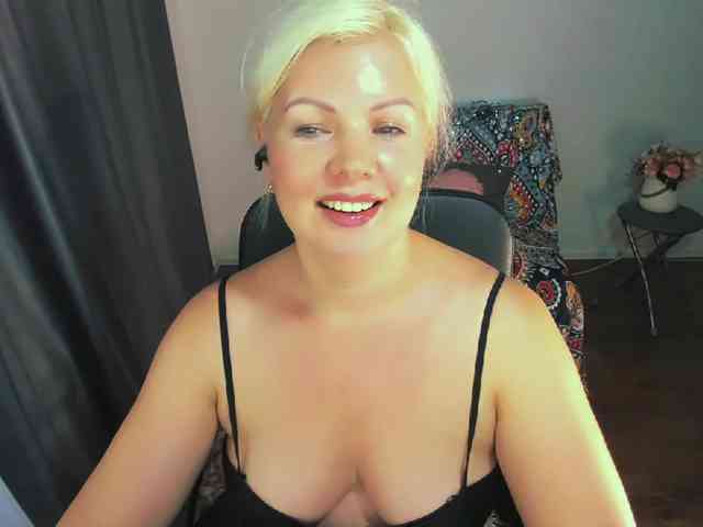 AngelaAngela webcam
