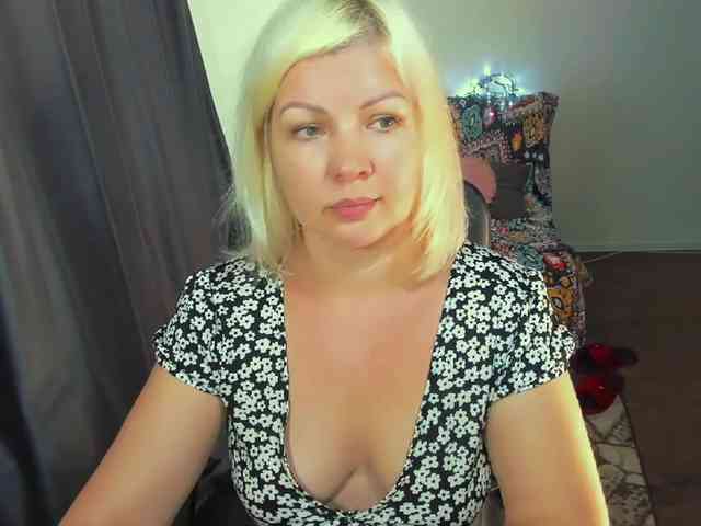 AngelaAngela webcam
