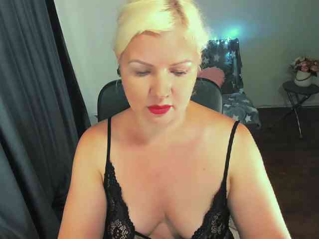AngelaAngela webcam