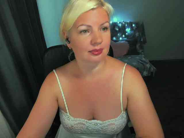 AngelaAngela webcam