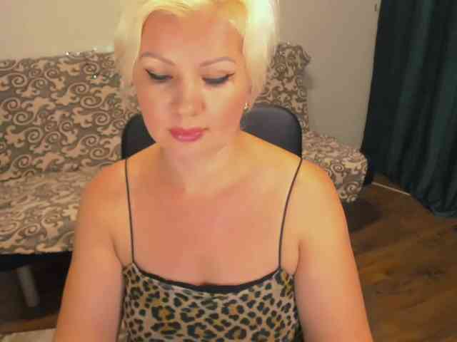 AngelaAngela webcam