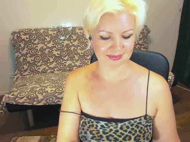 AngelaAngela webcam