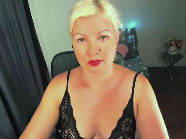AngelaAngela webcam
