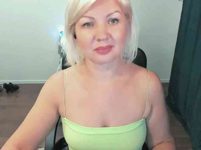 AngelaAngela webcam