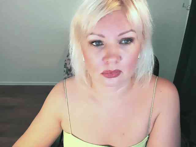 AngelaAngela webcam