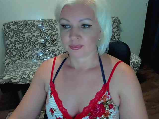 AngelaAngela webcam