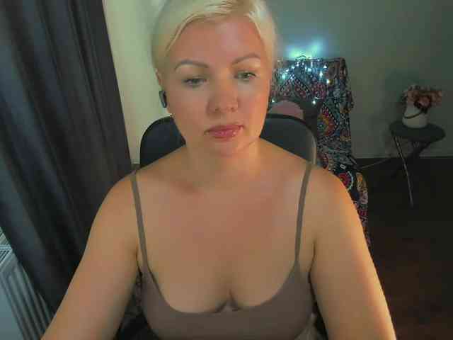 AngelaAngela webcam