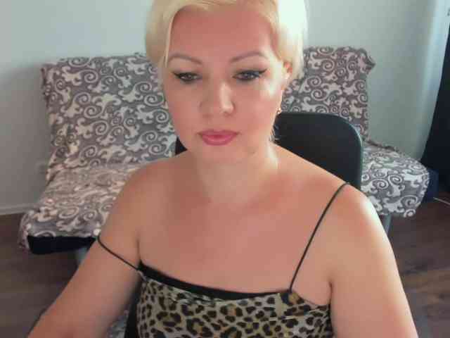 AngelaAngela webcam