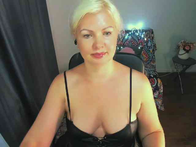 AngelaAngela webcam