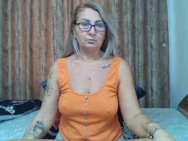 chaudeevely chaudeevely