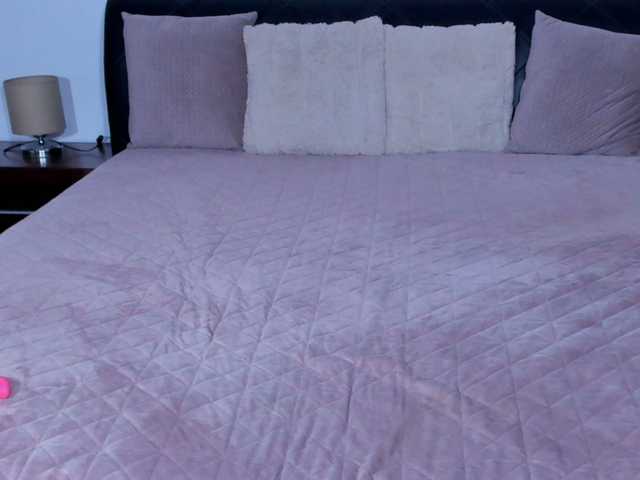 anabrown's BongaCams show and profile