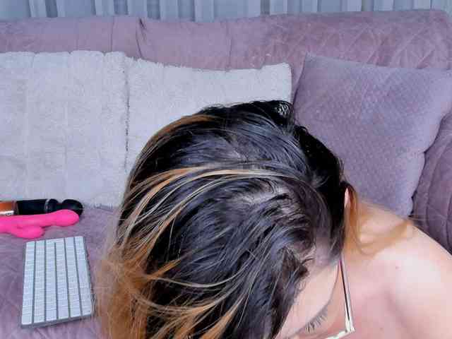 AnaBrown webcam
