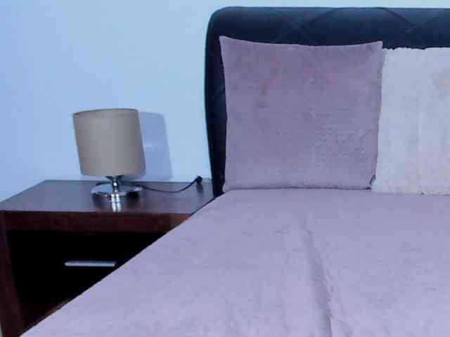 AnaBrown webcam