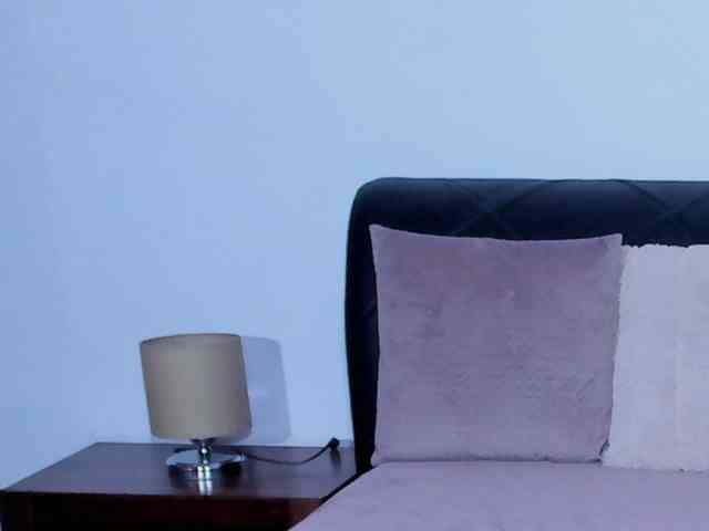 AnaBrown webcam