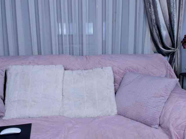 AnaBrown webcam