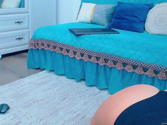 SabinneSEX's BongaCams show and profile