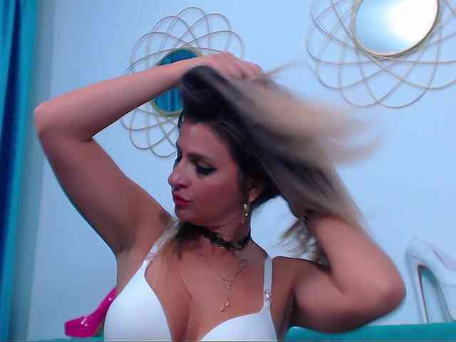 MissLusy webcam