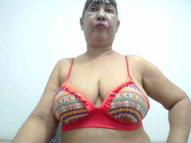 MilfPleasure1 webcam
