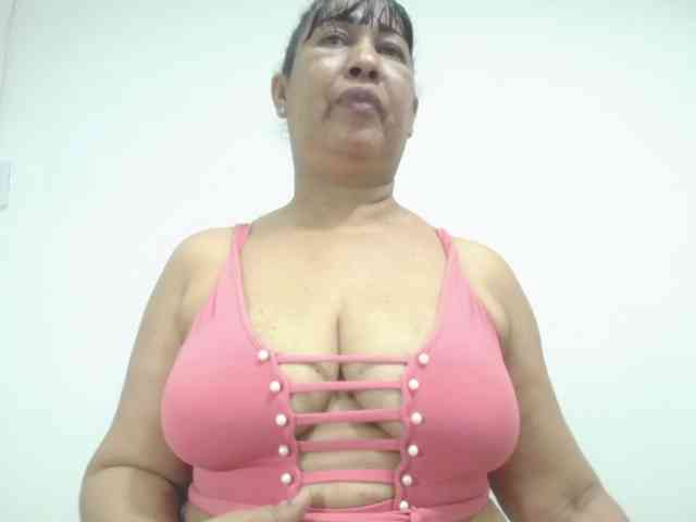 MilfPleasure1 webcam