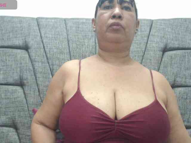 MilfPleasure1 webcam