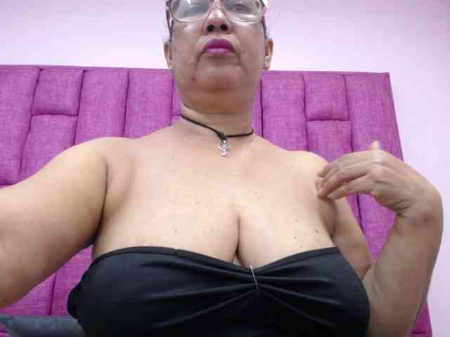 milfpleasure1 milfpleasure1