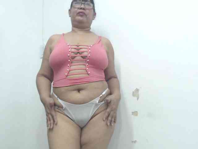 MilfPleasure1 webcam