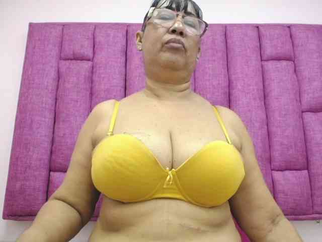 milfpleasure1 milfpleasure1