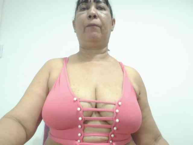 MilfPleasure1 webcam