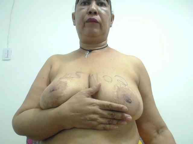 MilfPleasure1 webcam
