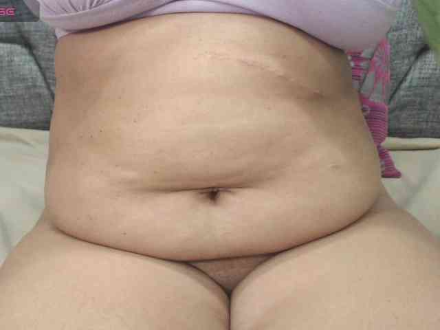 MilfPleasure1 webcam