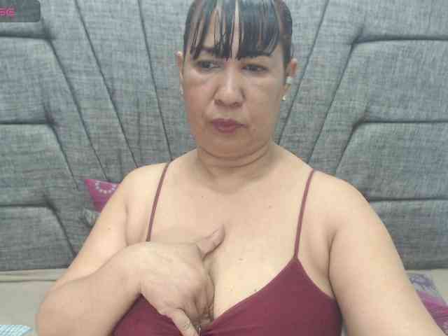 MilfPleasure1 webcam