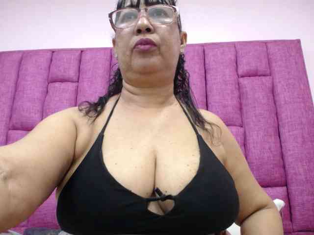 milfpleasure1 milfpleasure1