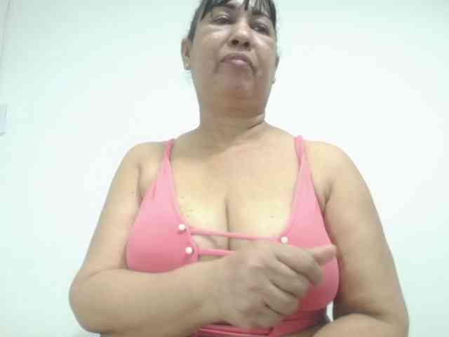 MilfPleasure1 webcam