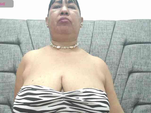 MilfPleasure1 webcam